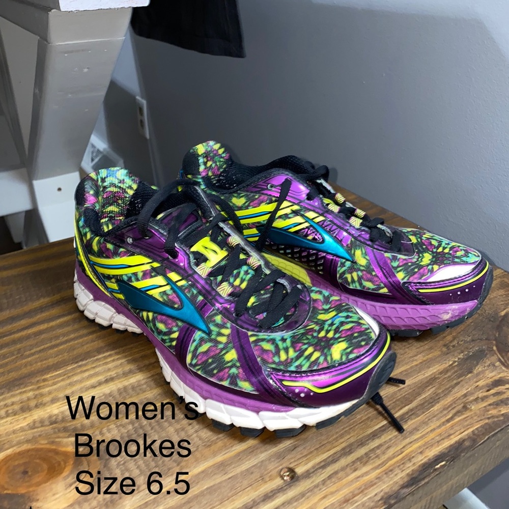 Women’s Brooks